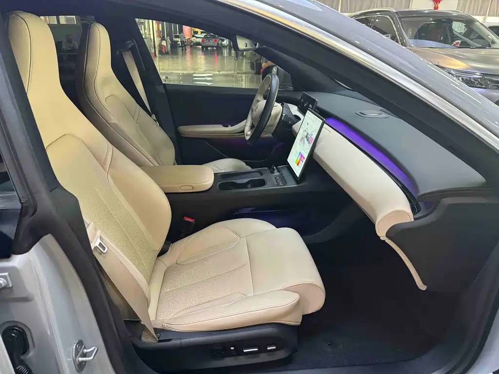 NIO ET5T — миниатюра 8