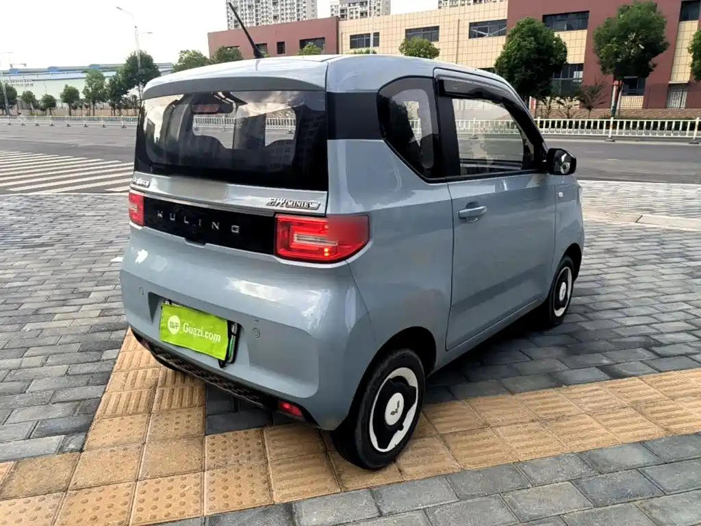 Wuling MINIEV — миниатюра 7