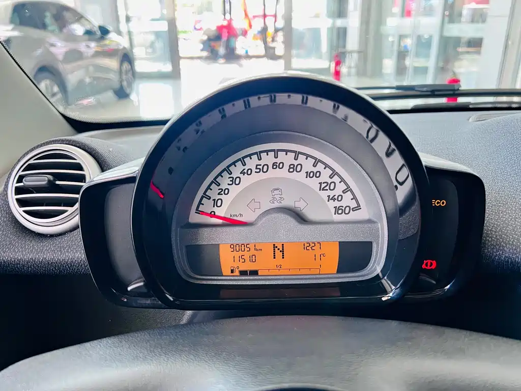 smart Smart Fortwo — миниатюра 18