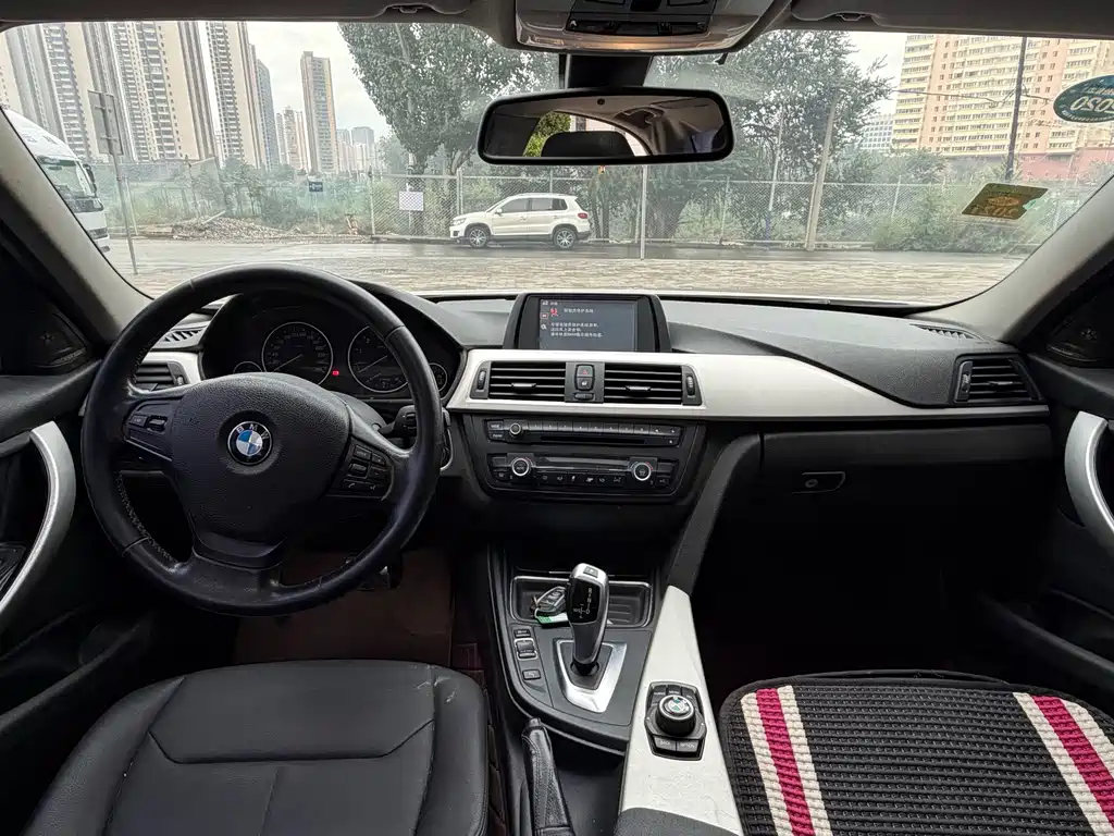 BMW 3 Series — миниатюра 8