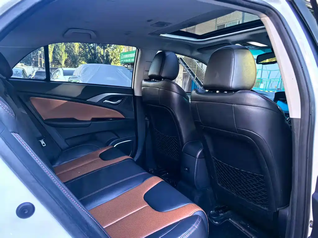 BYD Qin NEV — миниатюра 15