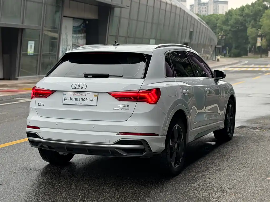 Audi Q3 2021 35 TFSI