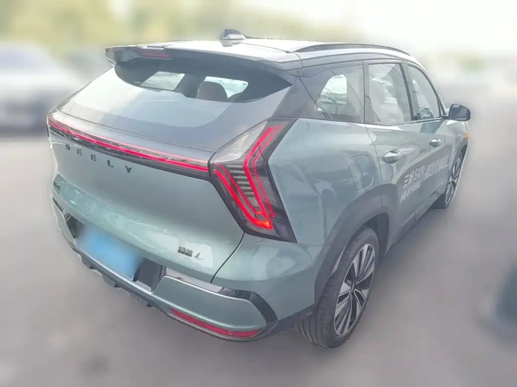 Geely Boyue L — миниатюра 10