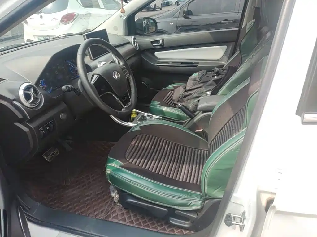 BAIC New Energy EC5 — миниатюра 15