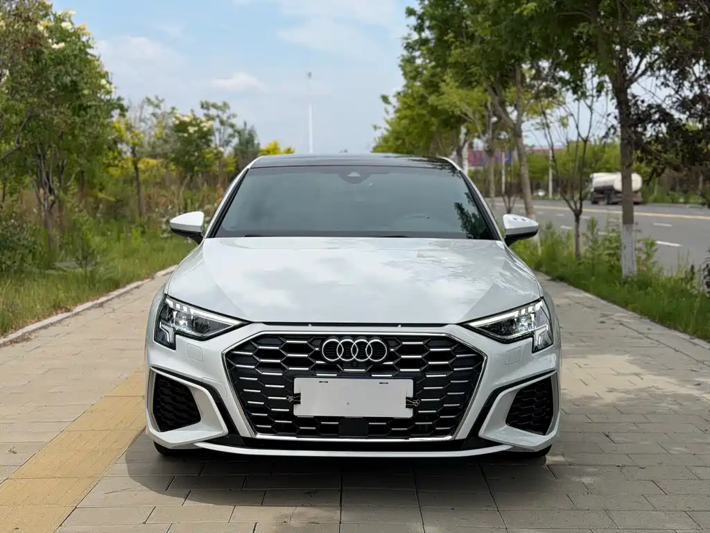 Audi A3 A3L Limousine 35 TFSI Fashion Sport Type, фото 2