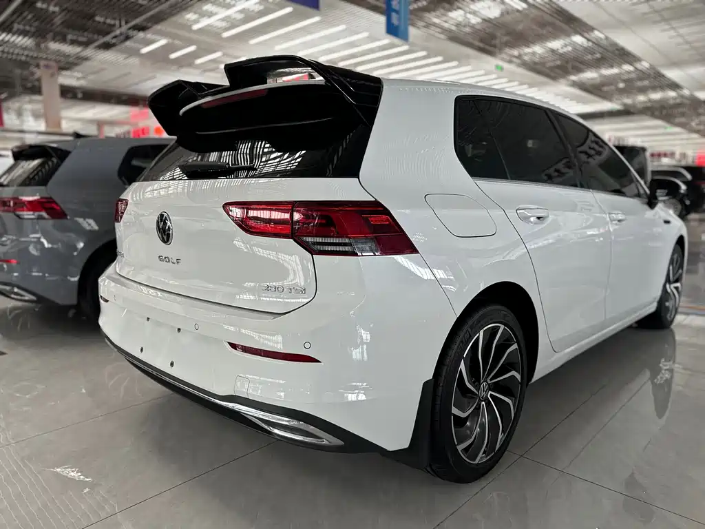 Volkswagen Golf — миниатюра 16