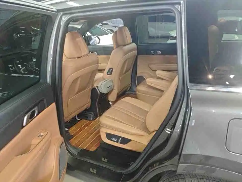 Li Auto Li ONE — миниатюра 6