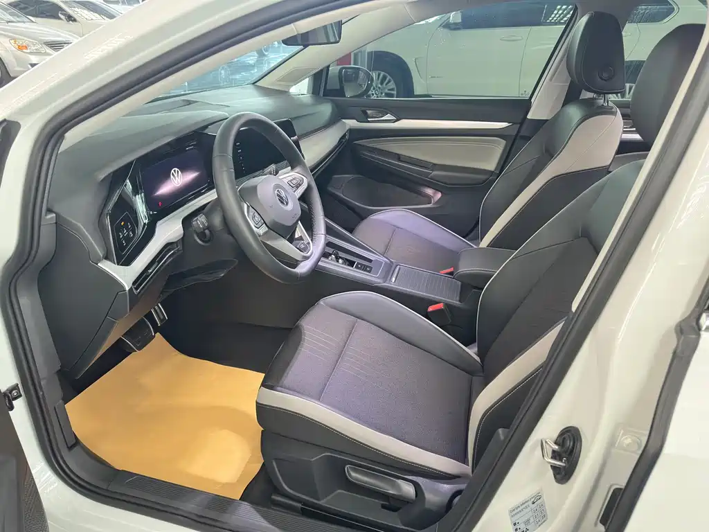 Volkswagen Golf — миниатюра 6