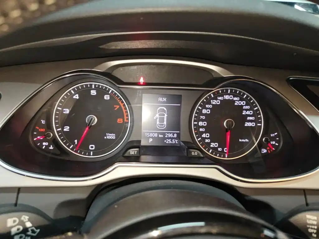 Audi A4L — миниатюра 12