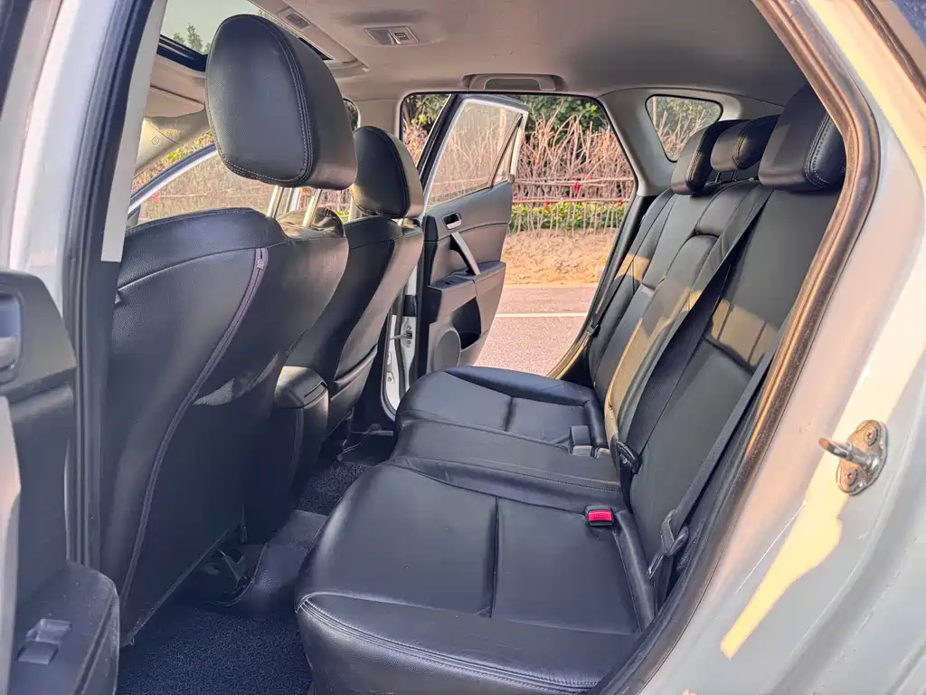 Mazda 3 Xingcheng — миниатюра 5