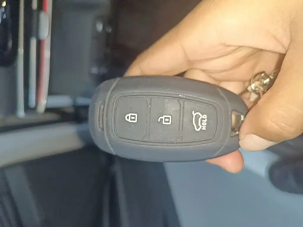 Hyundai Elantra — миниатюра 9