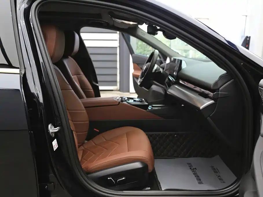BMW 5 Series — миниатюра 23