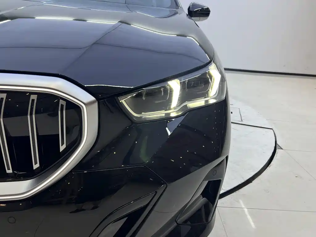 BMW 5 Series 5 2026 525Li M Sport