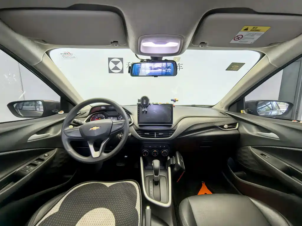 Chevrolet Cavalier — миниатюра 11