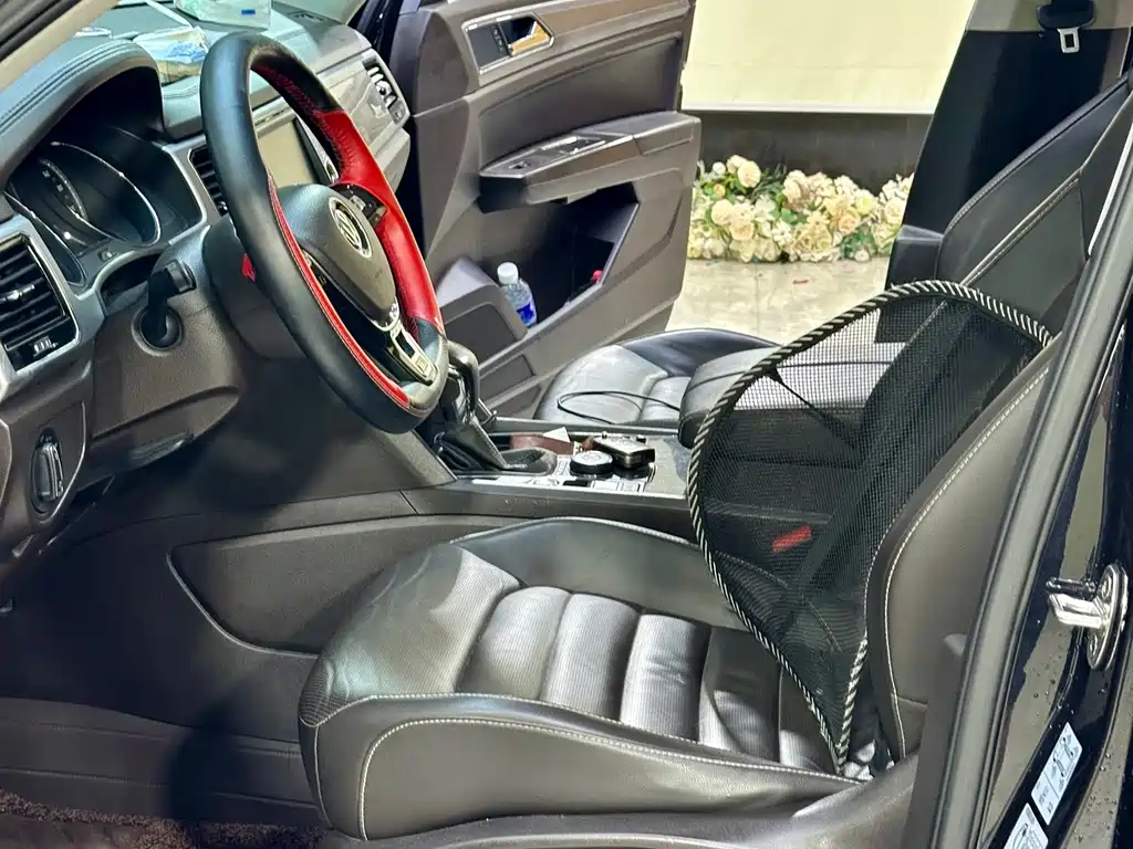 Volkswagen Teramont — миниатюра 4