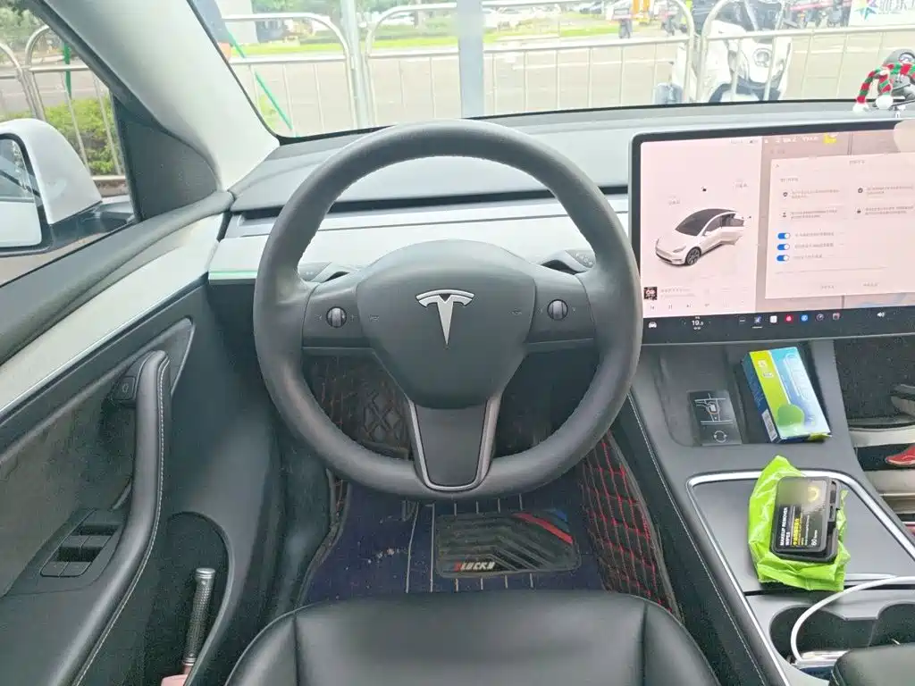 Tesla Model Y — фотографии объявления, Фото 12