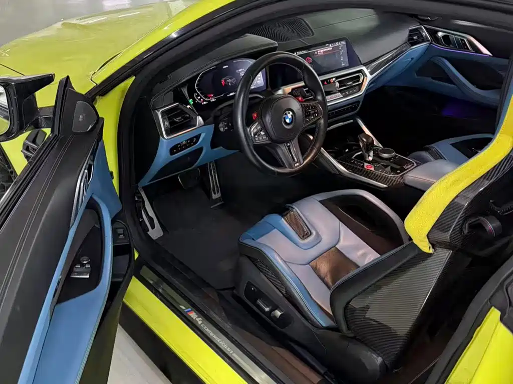 BMW M4 2021 M4
