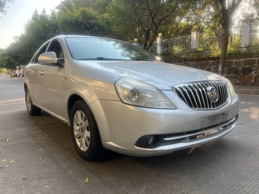Buick Excelle — миниатюра 3