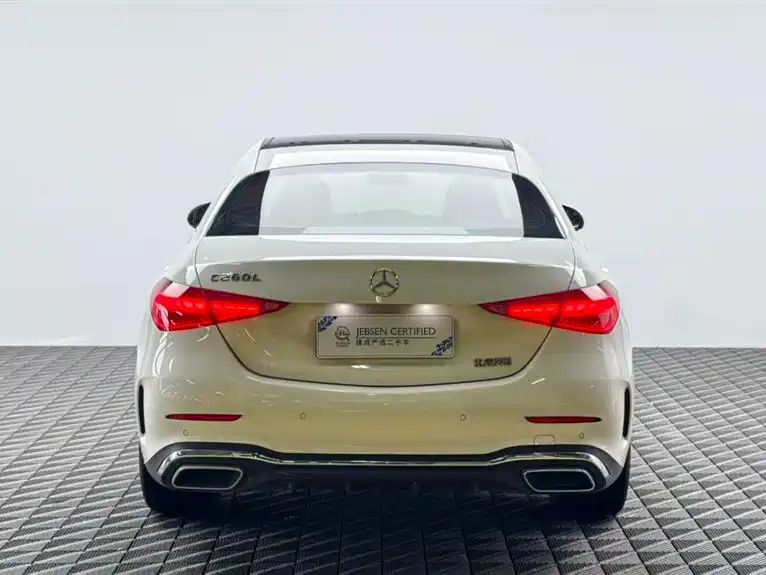 Mercedes-Benz C-Class — миниатюра 5