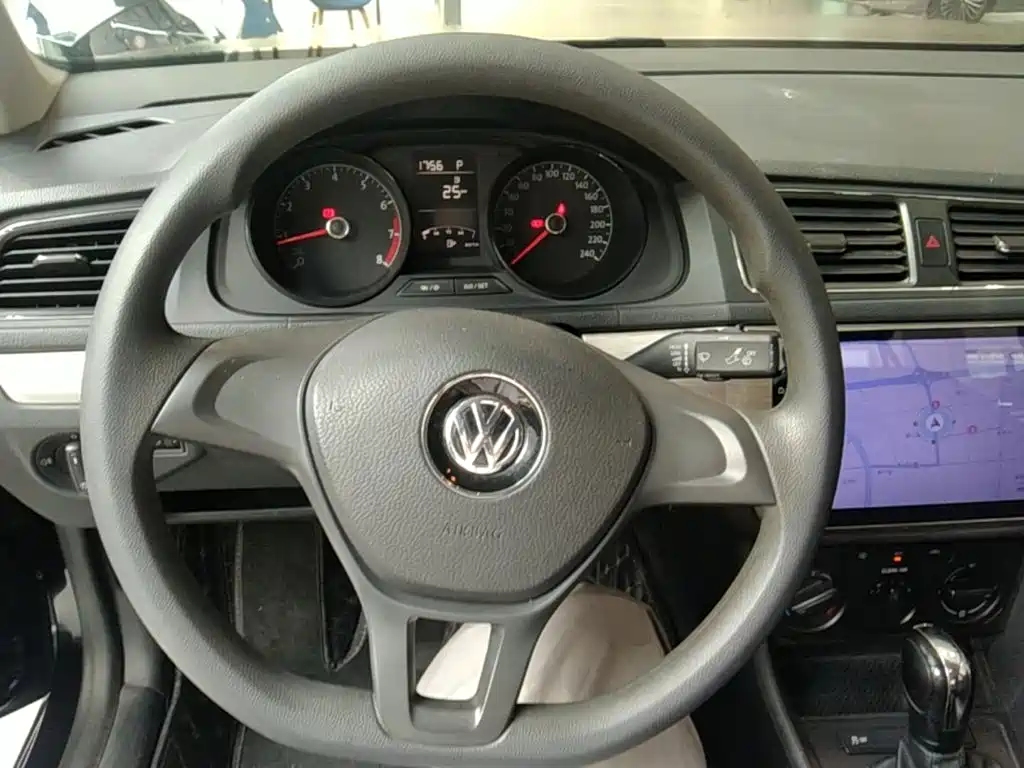 Volkswagen Lavida — миниатюра 11
