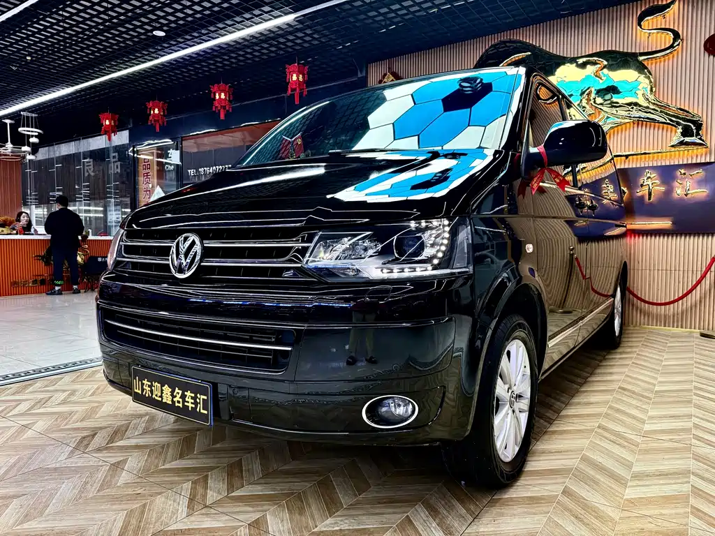 Volkswagen Multivan — миниатюра 5