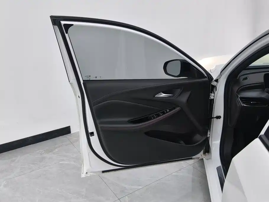 Buick Verano — миниатюра 7