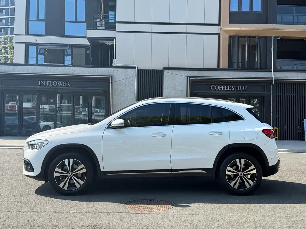 Mercedes-Benz GLA — миниатюра 3