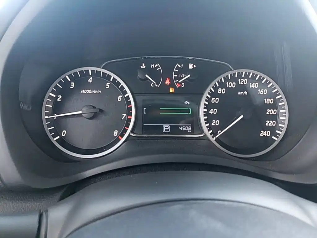 Nissan Sylphy — миниатюра 12