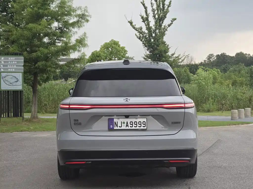 NIO ES8 — миниатюра 6