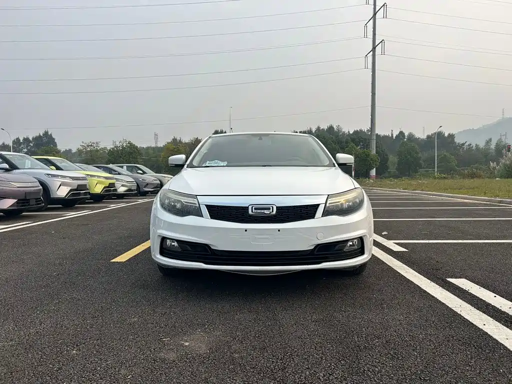 Qoros Qoros 3 — миниатюра 2
