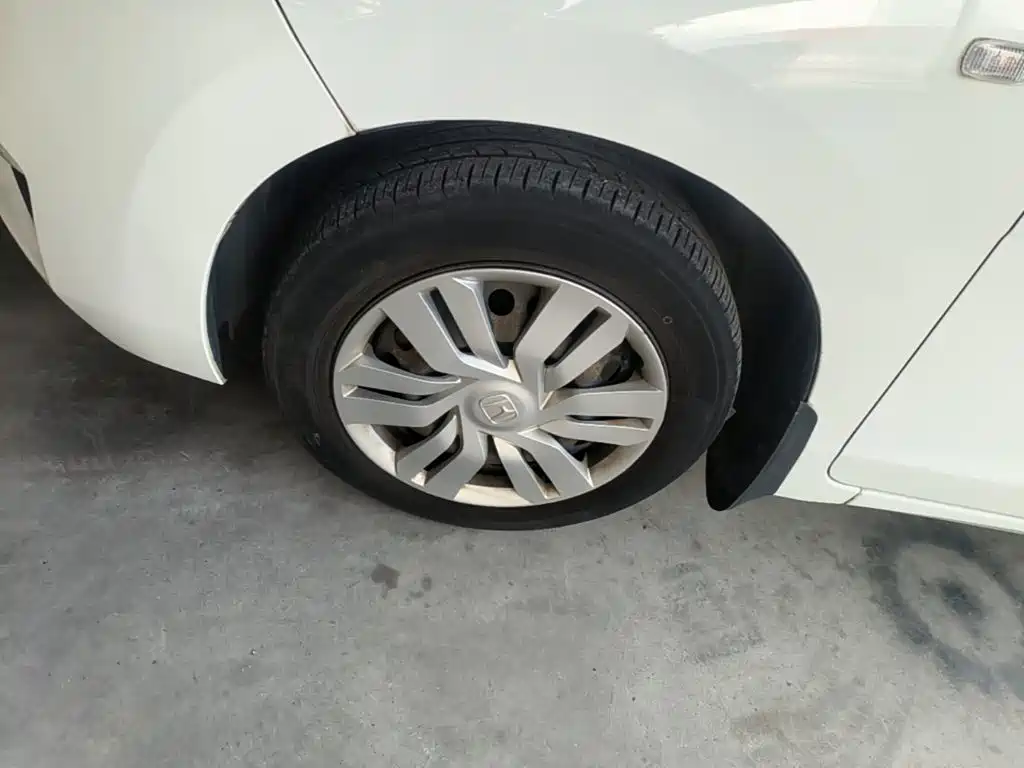 Honda Fit — миниатюра 23