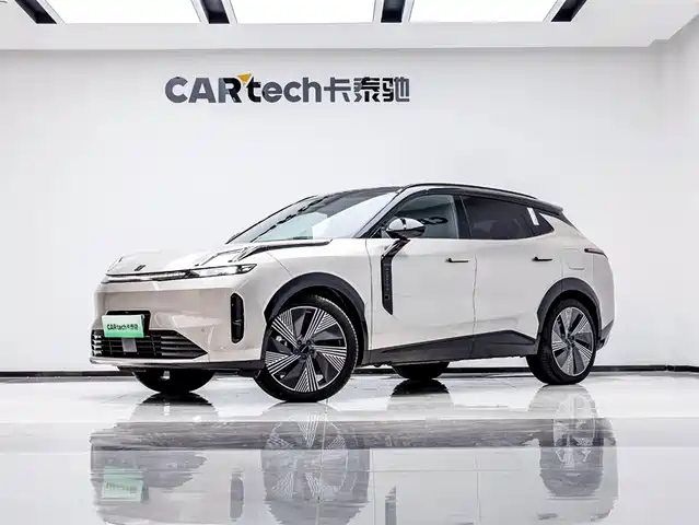 LYNK  & CO. 08 EM P 2024
