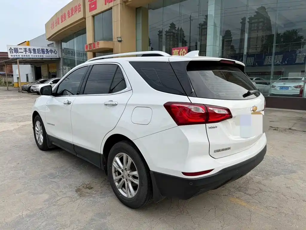 Chevrolet Equinox — миниатюра 6
