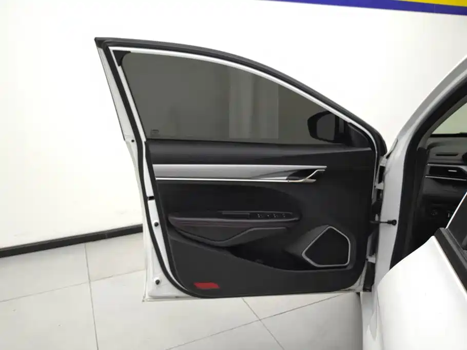 Geely Binrui — миниатюра 7