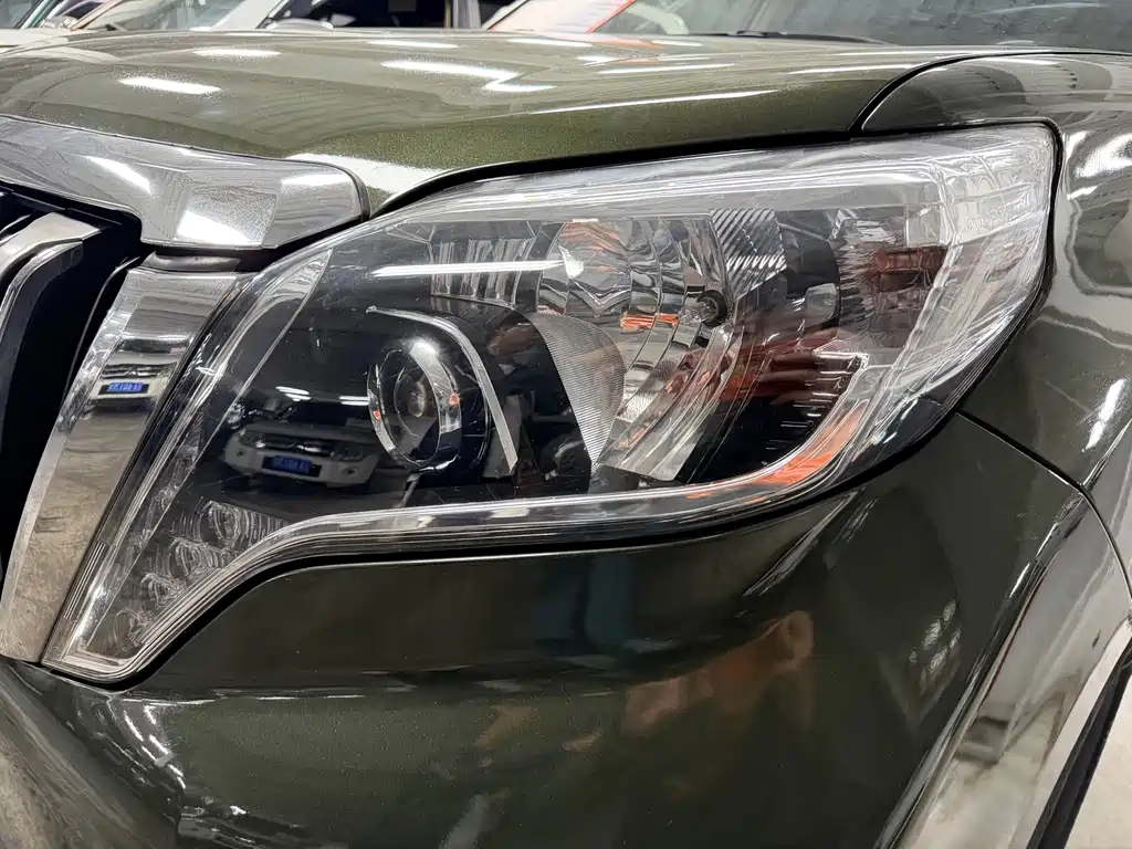 Toyota Prado (Import) — миниатюра 10