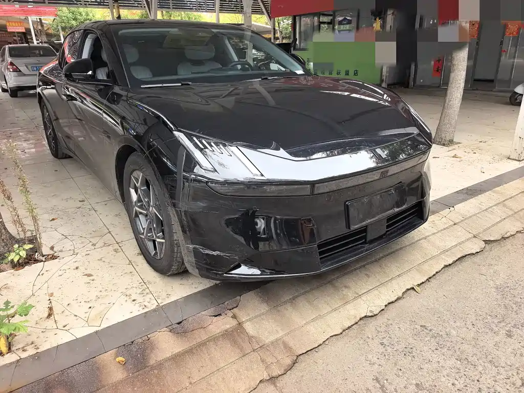 Lynk & Co Z10 — миниатюра 3