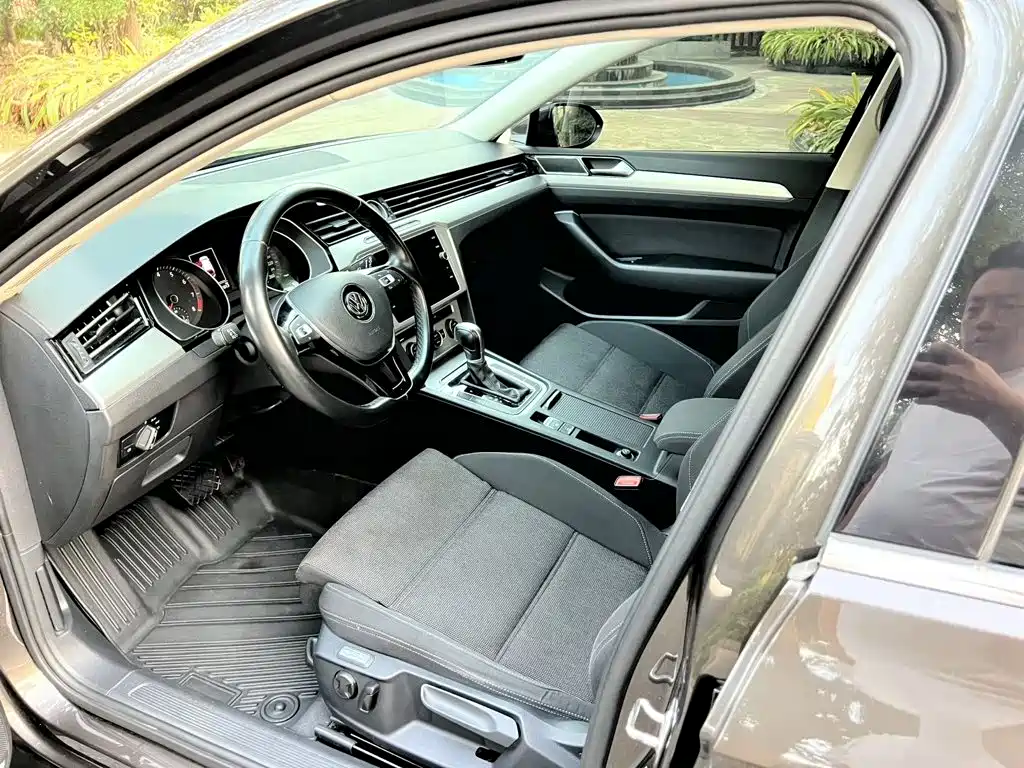Volkswagen Viloran — миниатюра 3