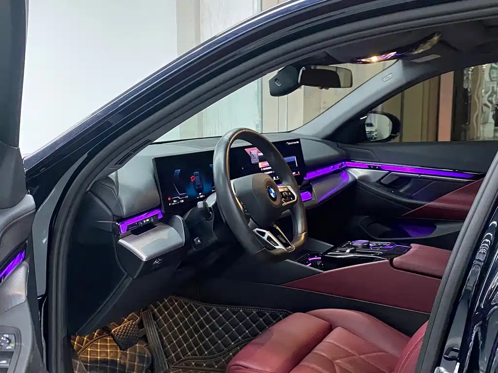 BMW 5 Series (Import) — миниатюра 7