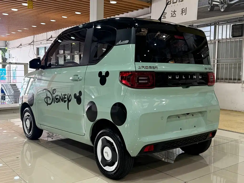 Wuling MINIEV — миниатюра 6
