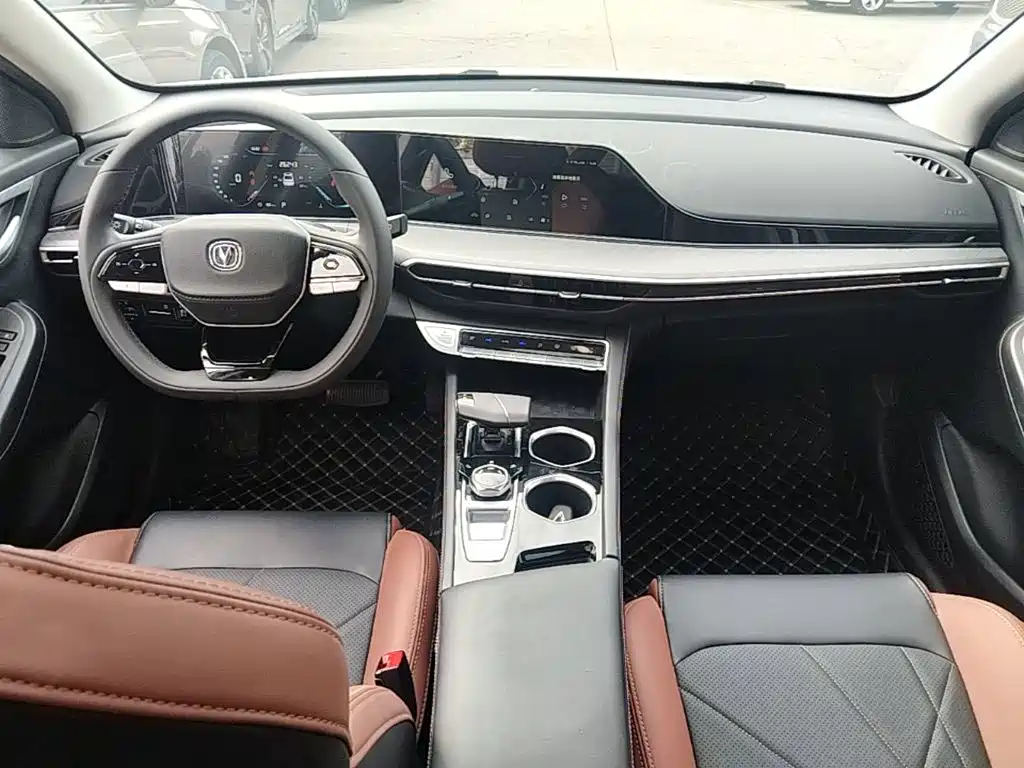 Changan Eado — миниатюра 10