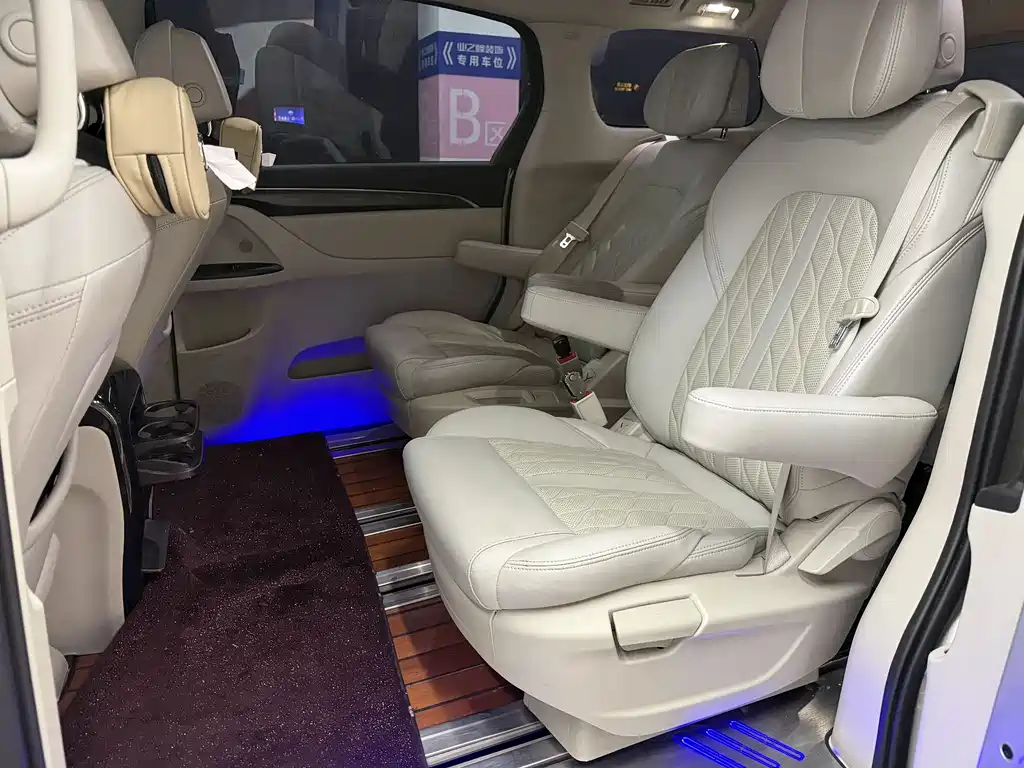 Buick GL8 2022 ES 653T Comfort