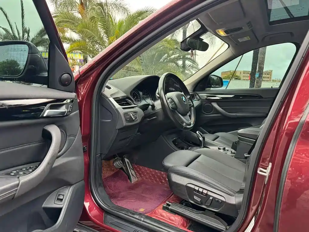 BMW  X1