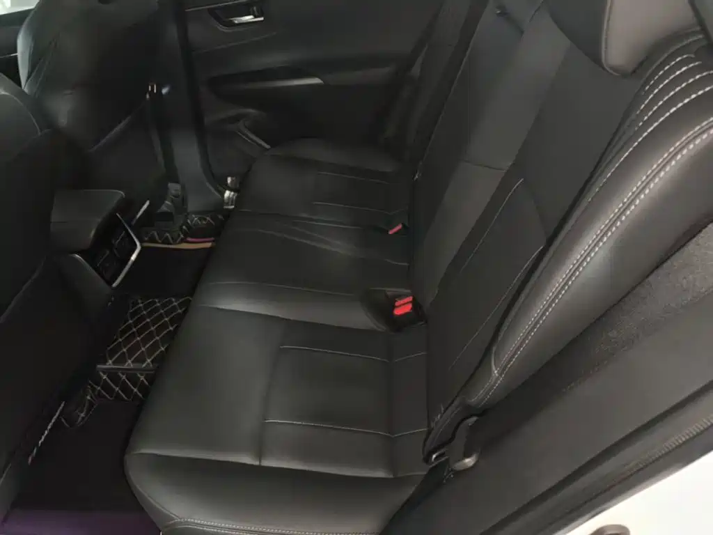 Toyota Harrier — миниатюра 13