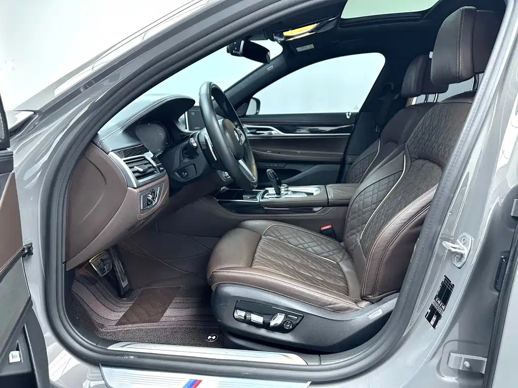 BMW 7 Series 7 2019 740Li Lead M Sport