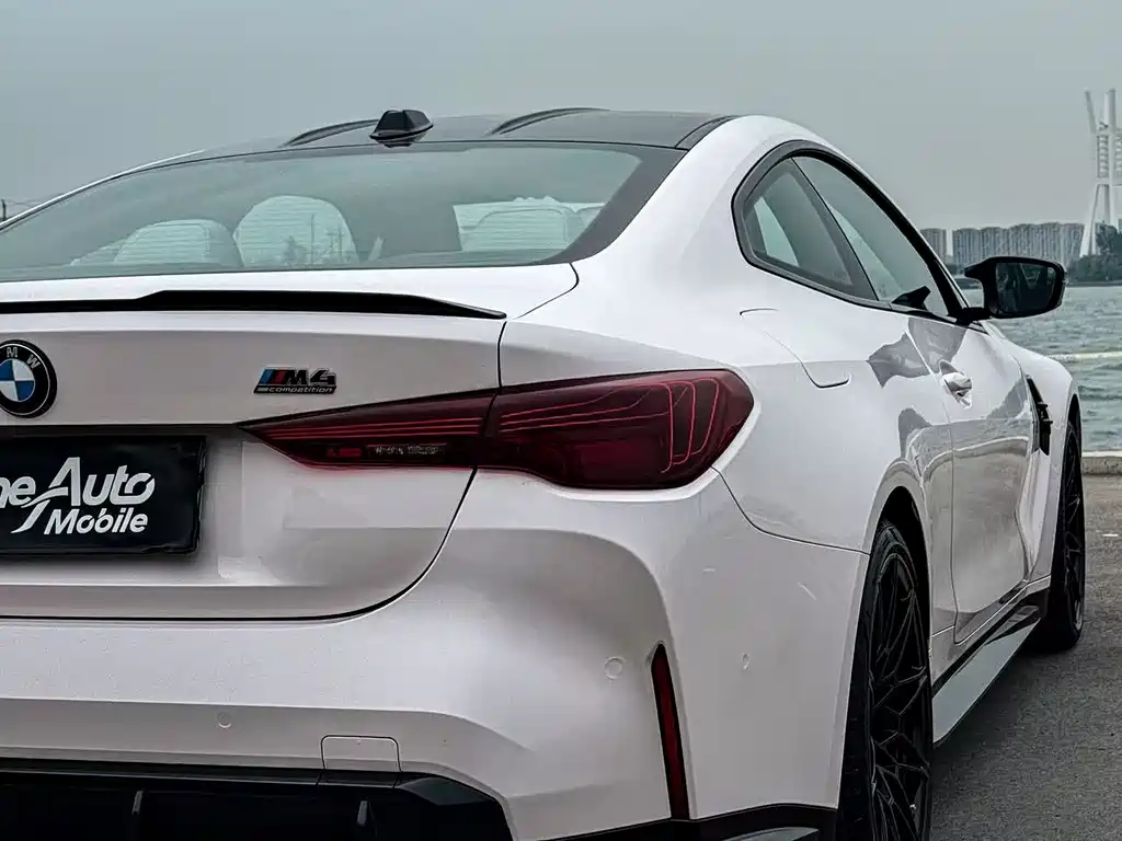 BMW M4 2024 M4 M xDrive