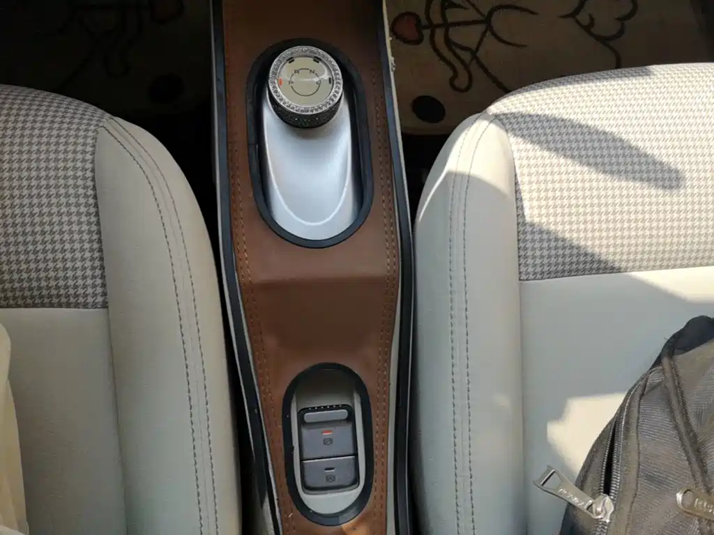Wuling MINIEV — миниатюра 14