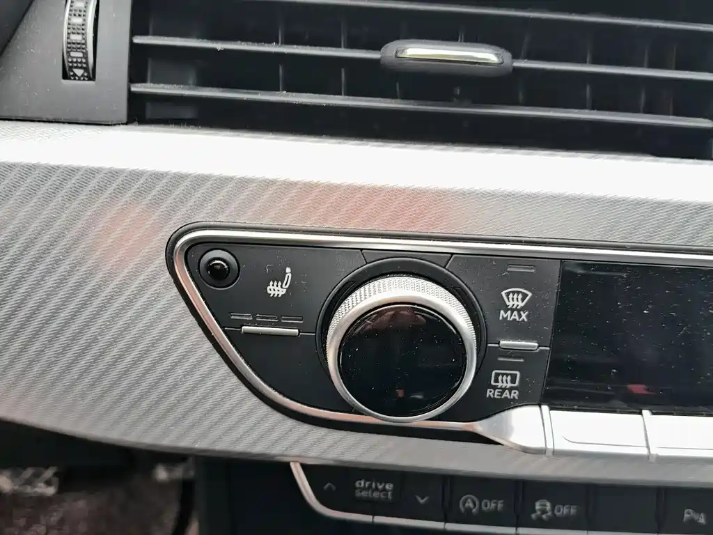 Audi A4L — миниатюра 11