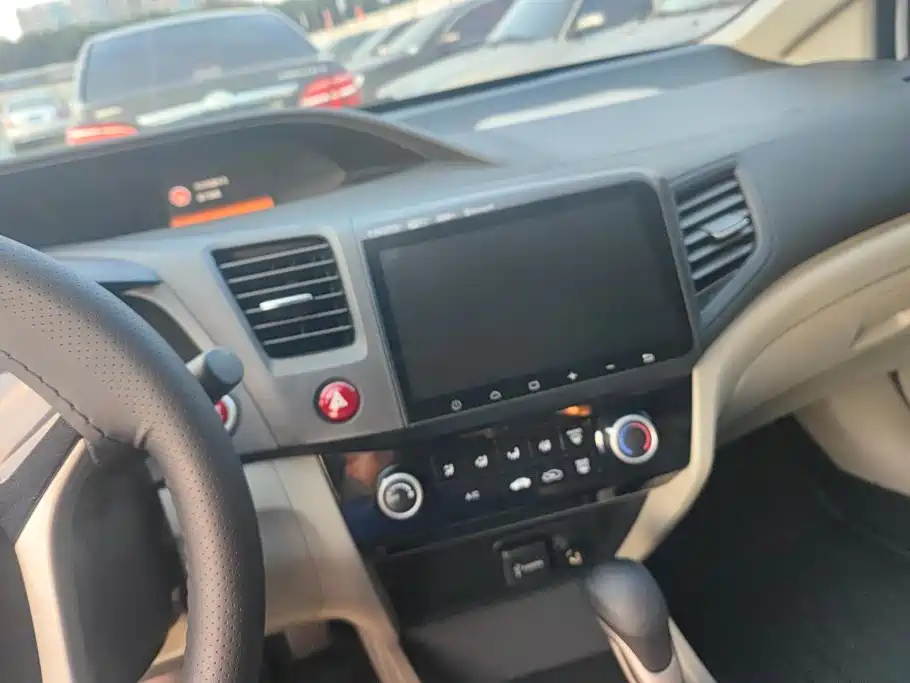Honda Civic — миниатюра 13