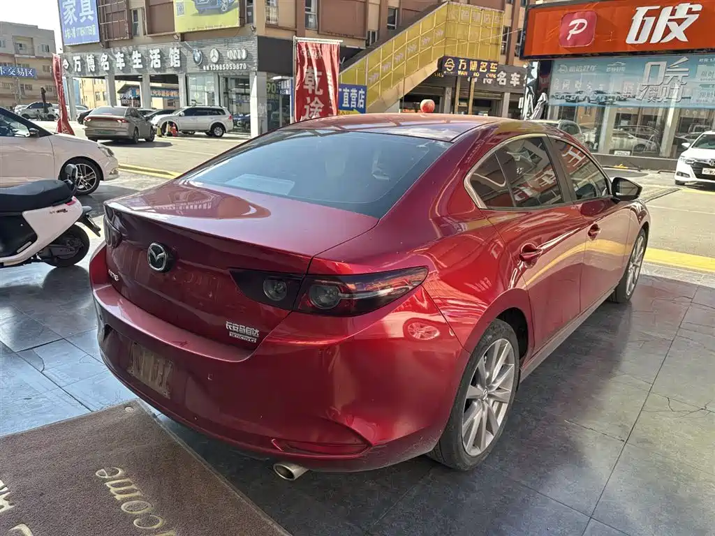 MAZDA  3 ANGKESAILA