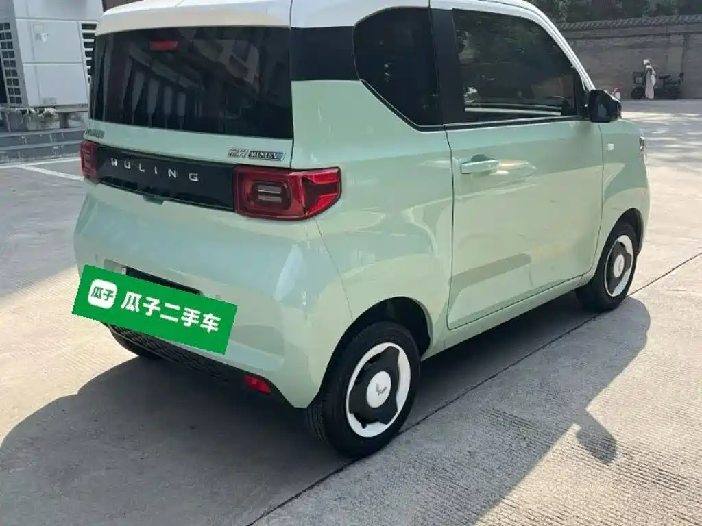 Wuling MINIEV — миниатюра 7